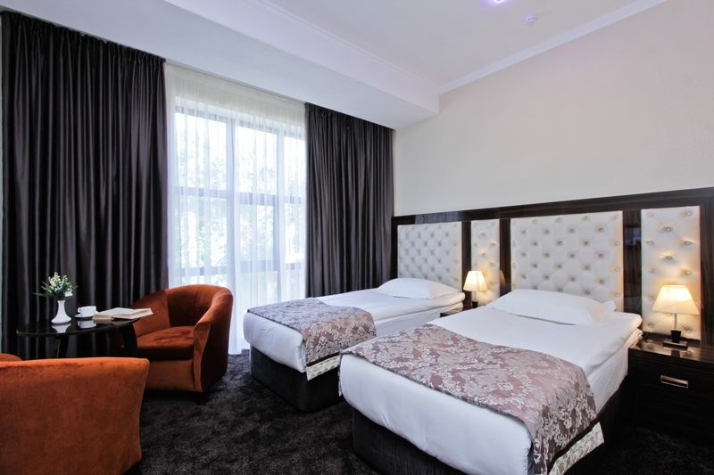 Discovery Hotel Biškek Exteriér fotografie